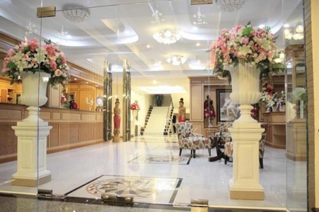 Siamtara Palace Hotel Maha Sarakham Zewnętrze zdjęcie